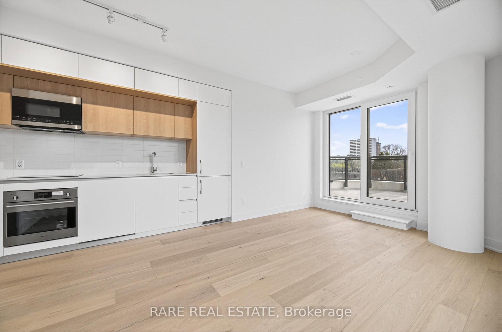 322 Dupont Street, Unit 406 - Photo 10