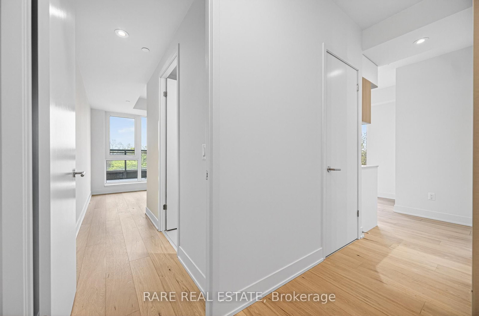 322 Dupont Street, Unit 406 - Photo 12