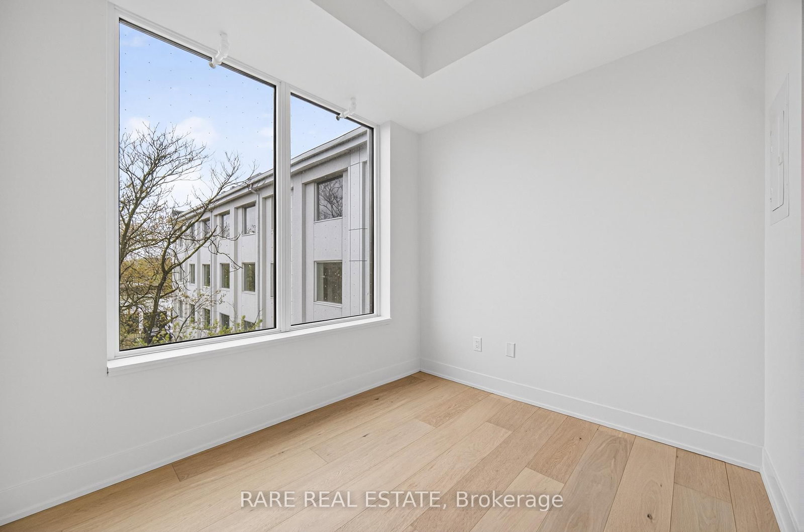 322 Dupont Street, Unit 406 - Photo 24