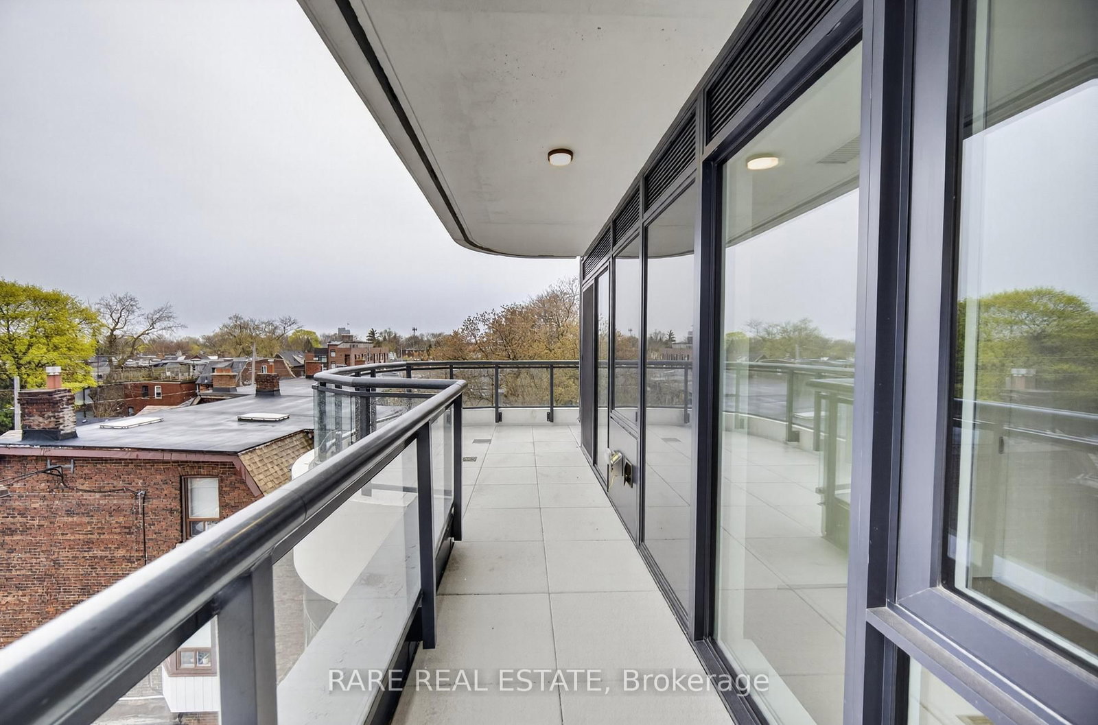 322 Dupont Street, Unit 406 - Photo 29