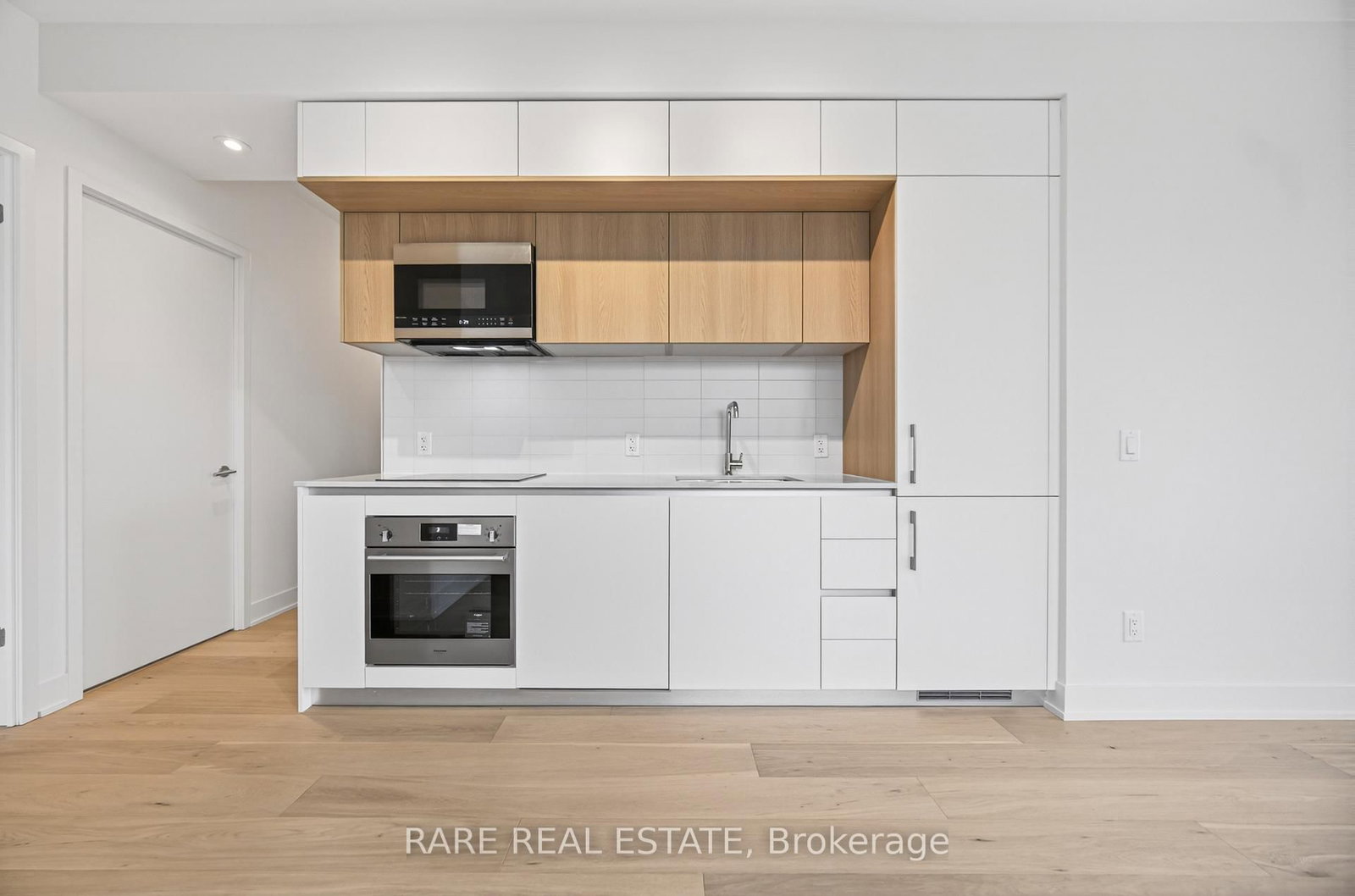 322 Dupont Street, Unit 406 - Photo 4