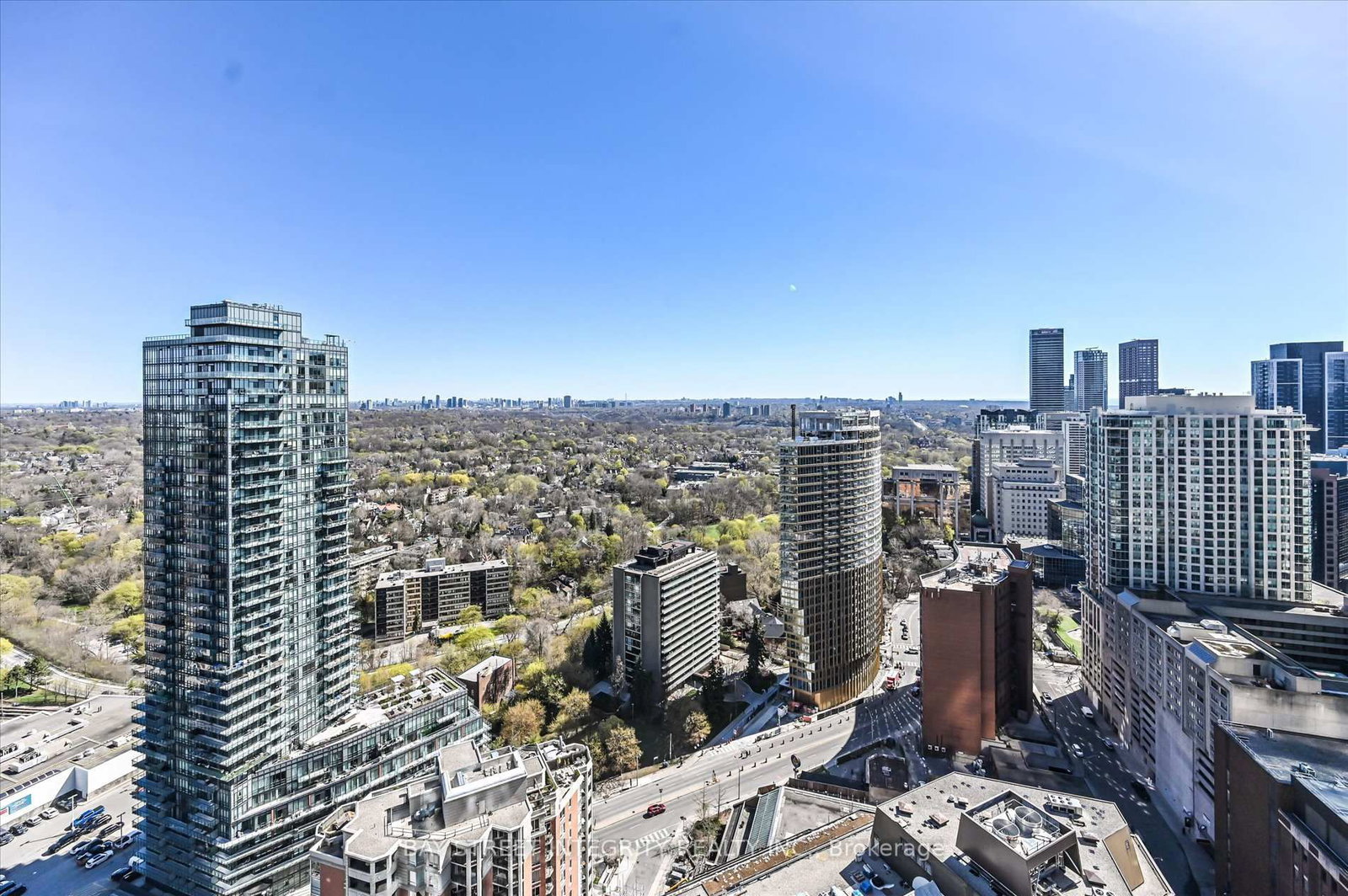 1 Yorkville Avenue, Unit 3208 - Photo 25