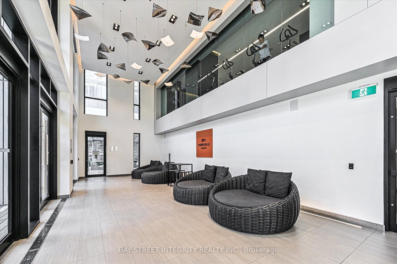 1 Yorkville Avenue, Unit 3208 - Photo 29