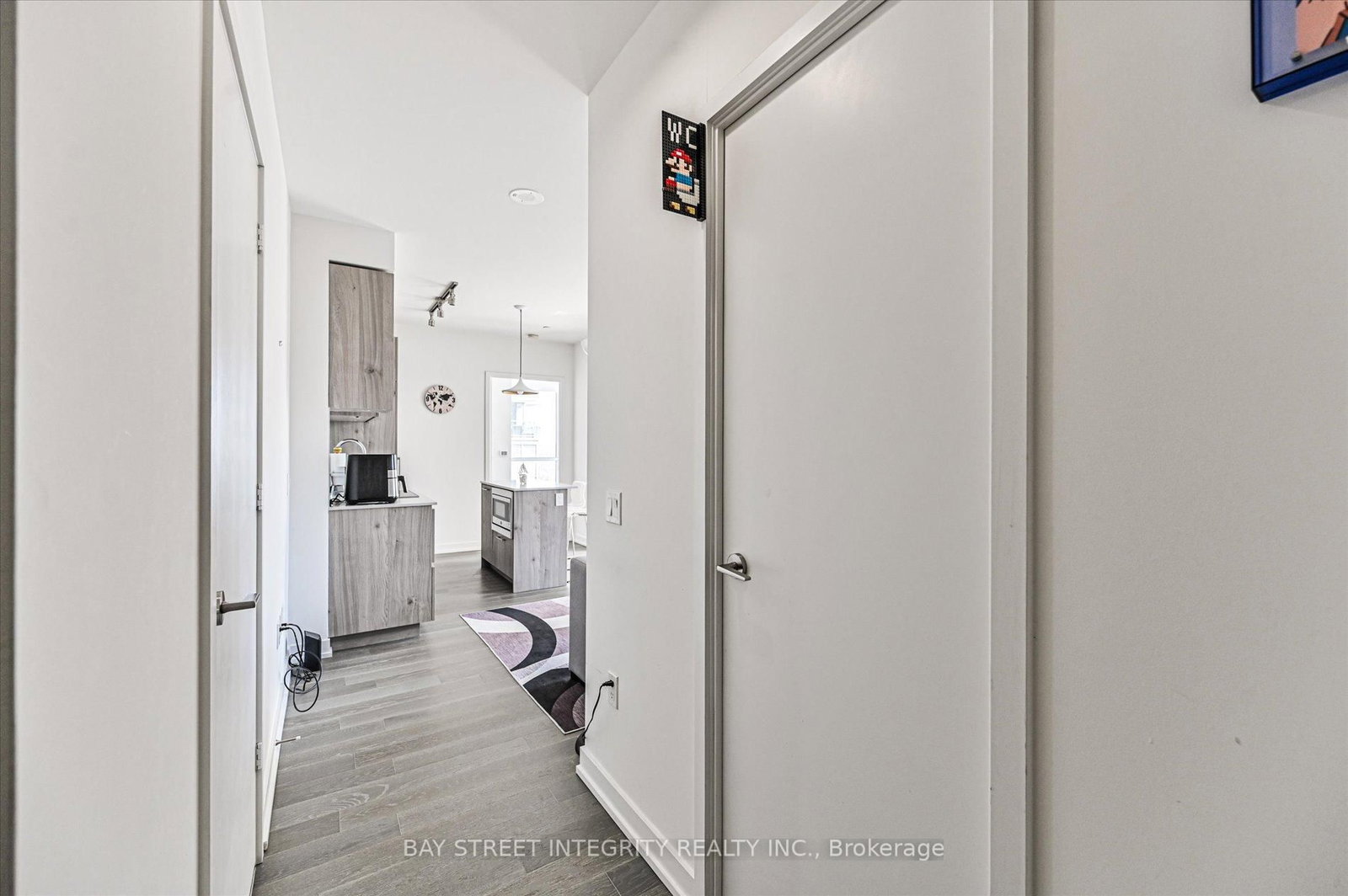 1 Yorkville Avenue, Unit 3208 - Photo 6