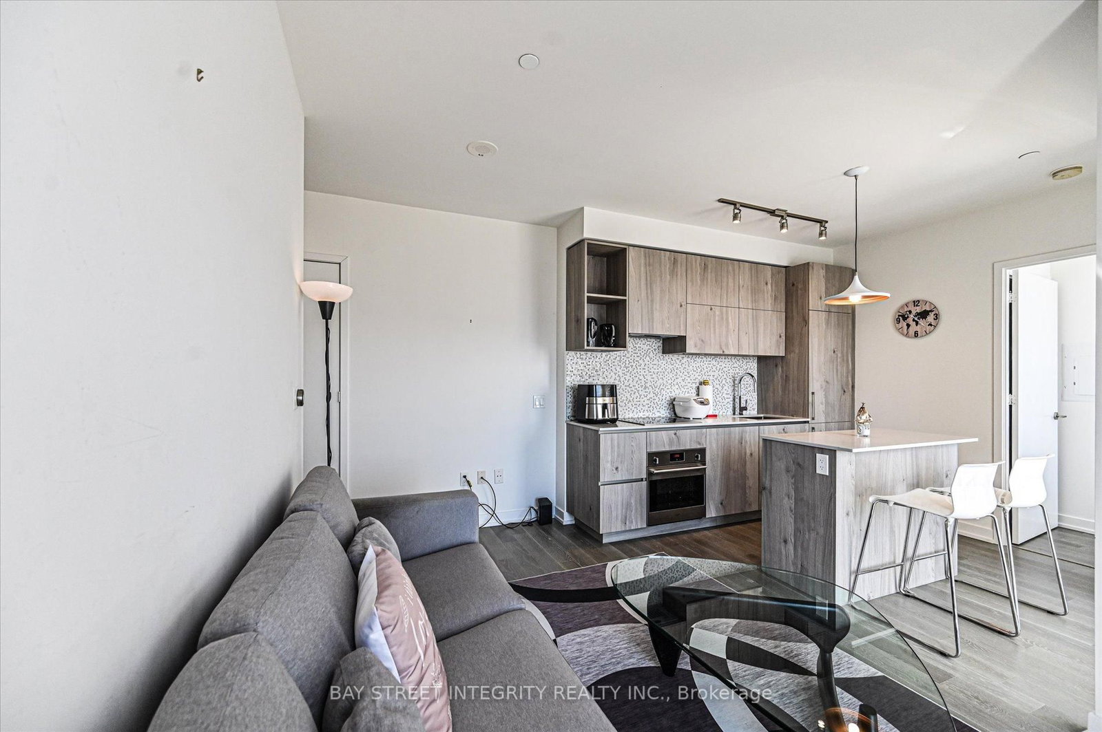 1 Yorkville Avenue, Unit 3208 - Photo 8