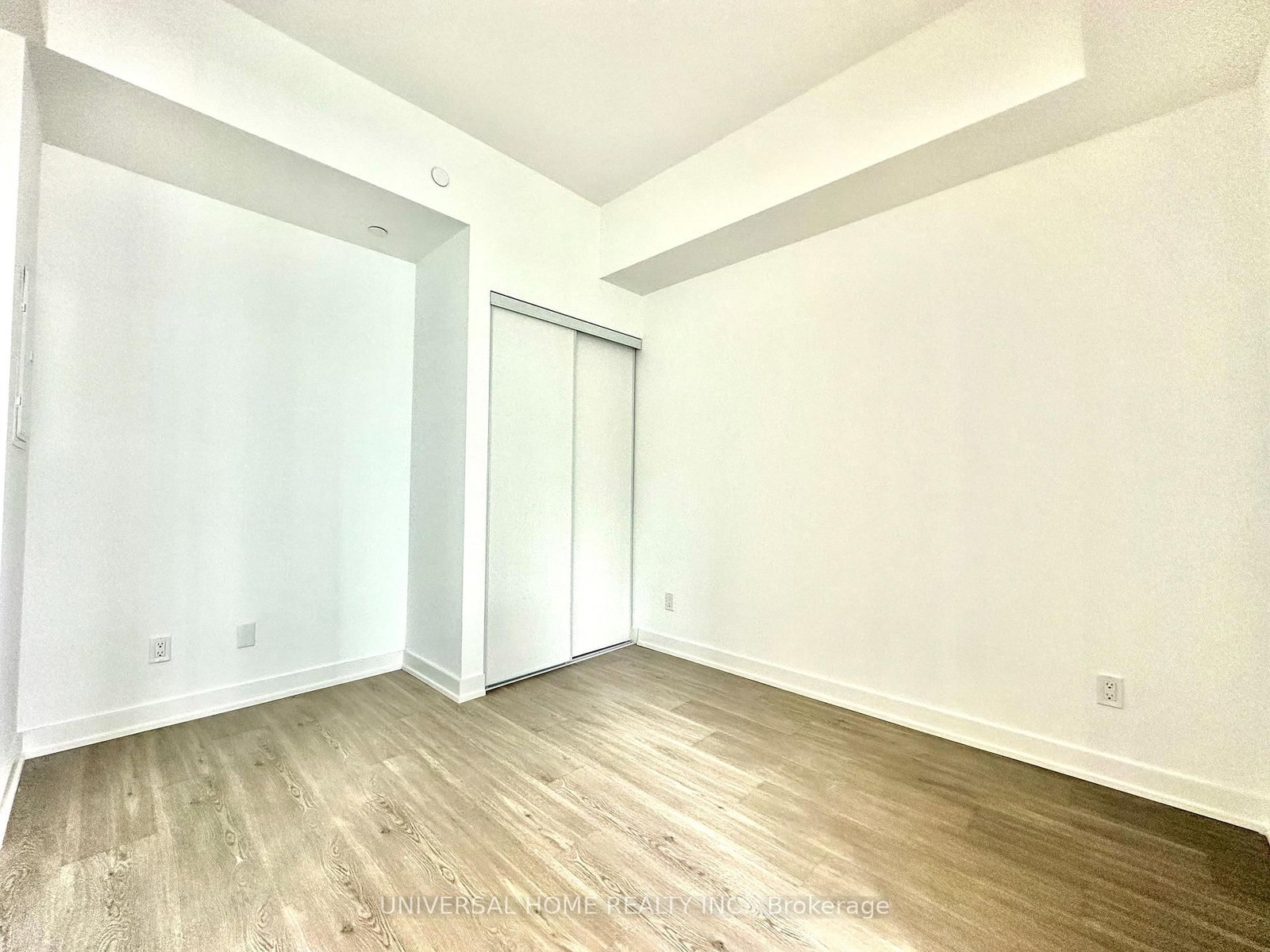 8 Wellesley Street W, Unit 3205 - Photo 14