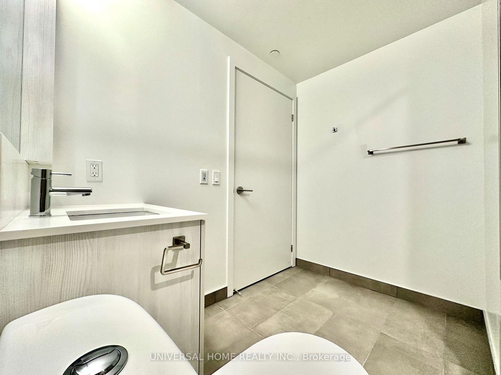 8 Wellesley Street W, Unit 3205 - Photo 19