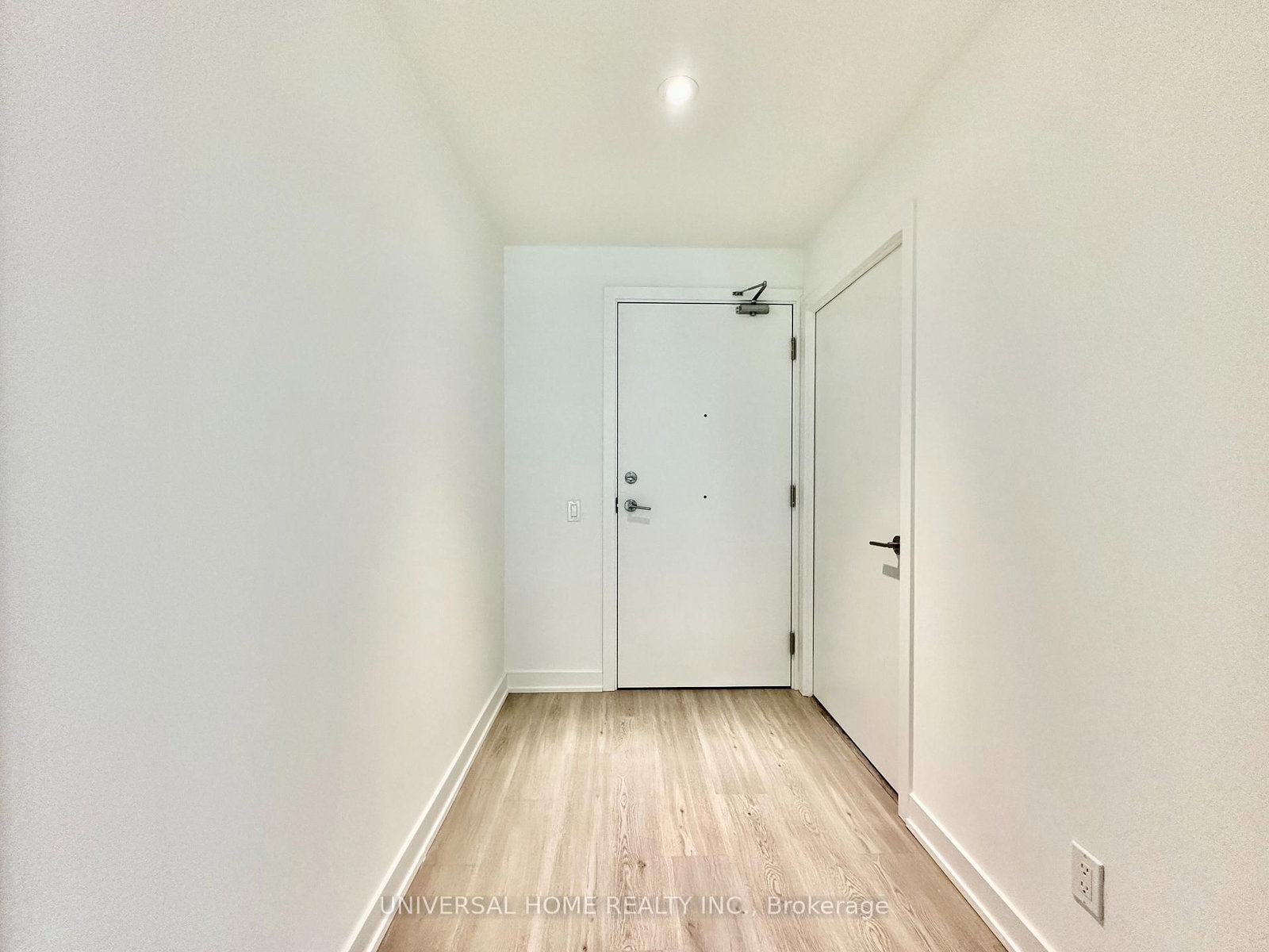 8 Wellesley Street W, Unit 3205 - Photo 3