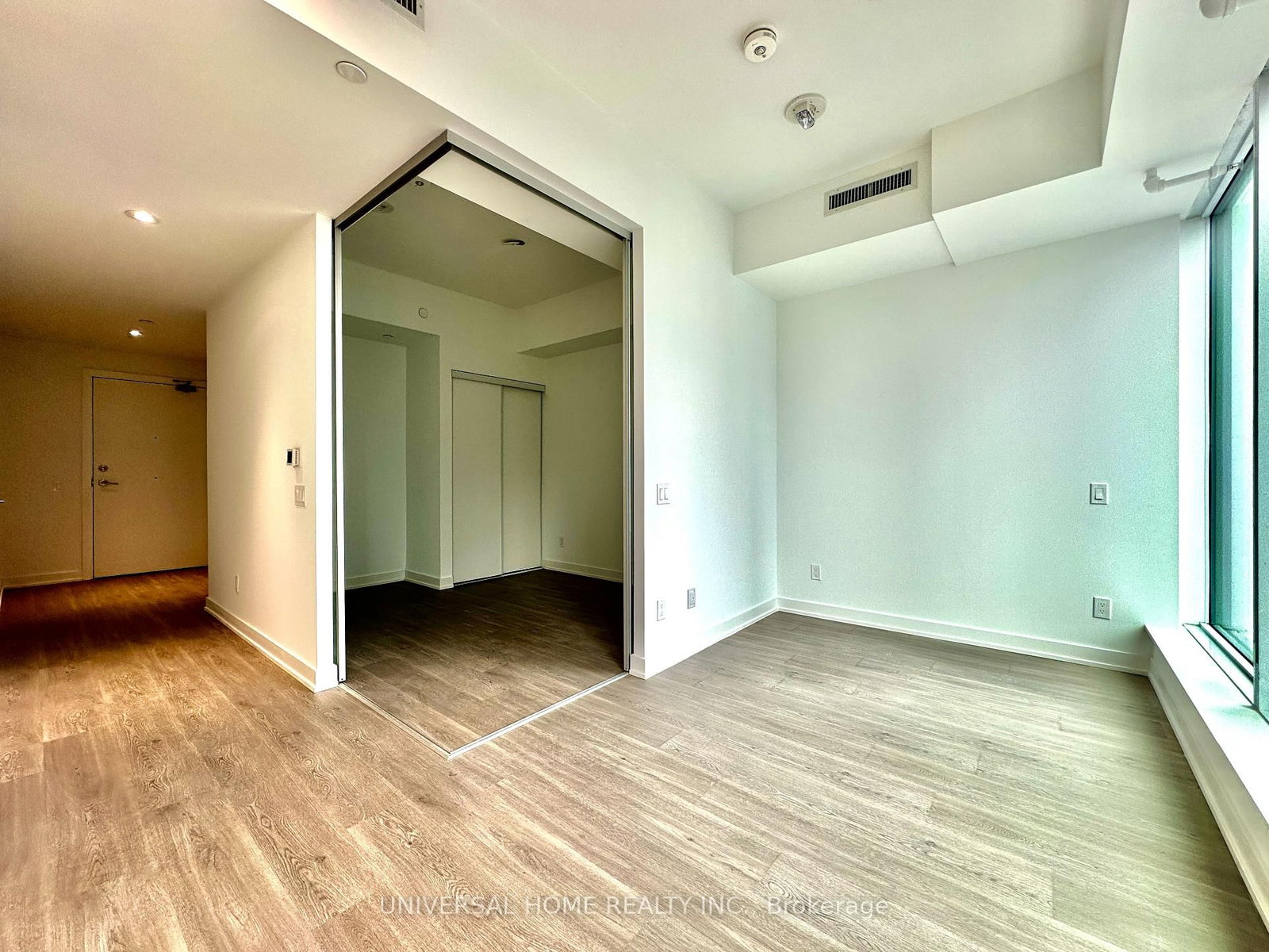 8 Wellesley Street W, Unit 3205 - Photo 6