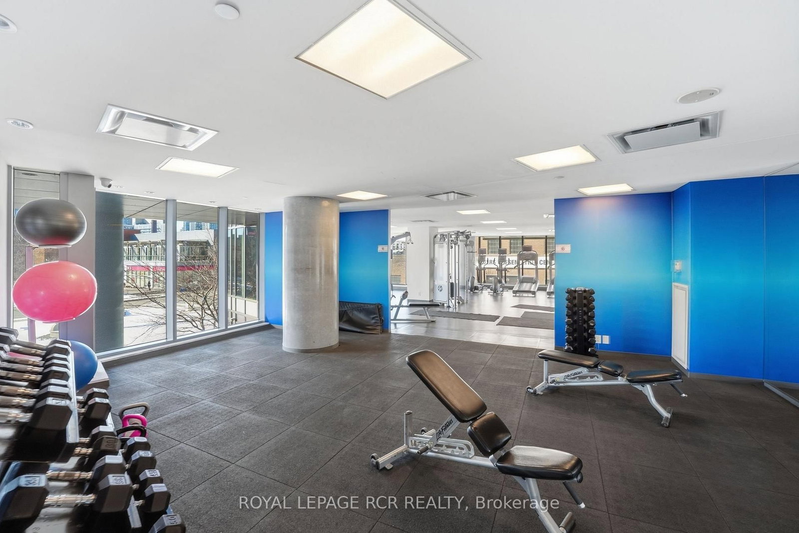 150 East Liberty Street, Unit 1210 - Photo 23