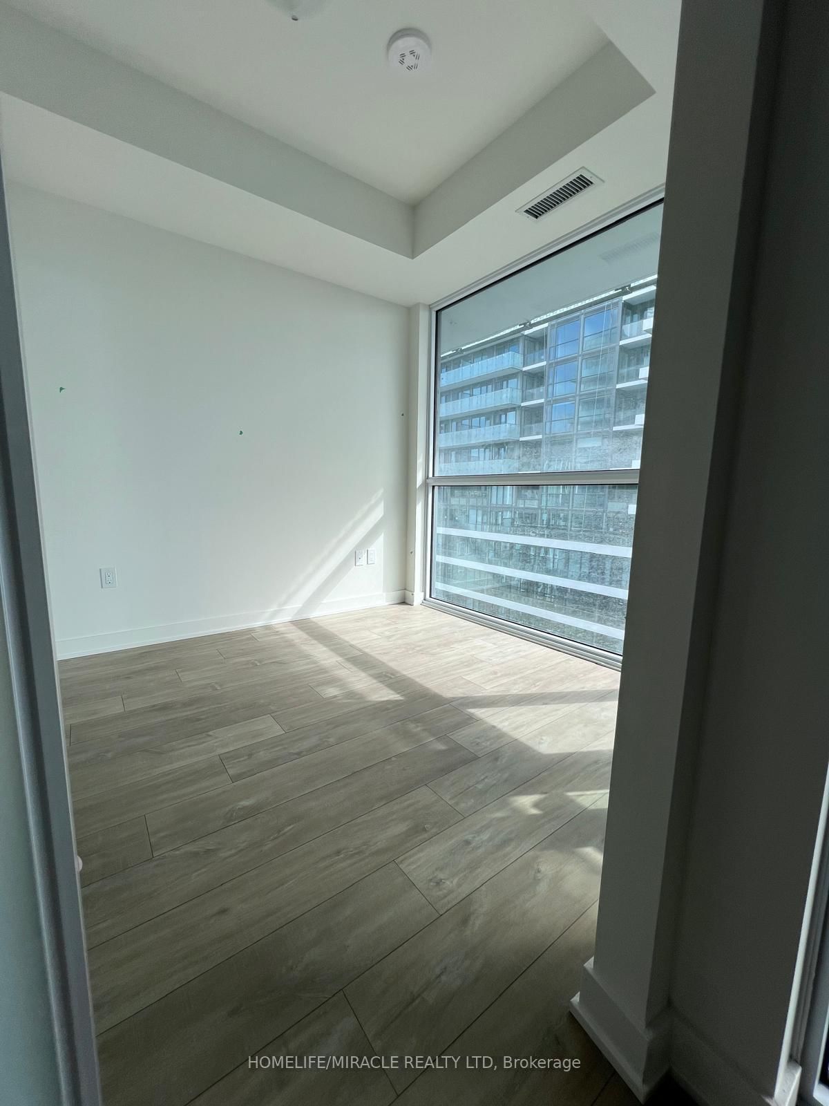 135 LOWER SHERBOURNE Street, Unit 2423 - Photo 3