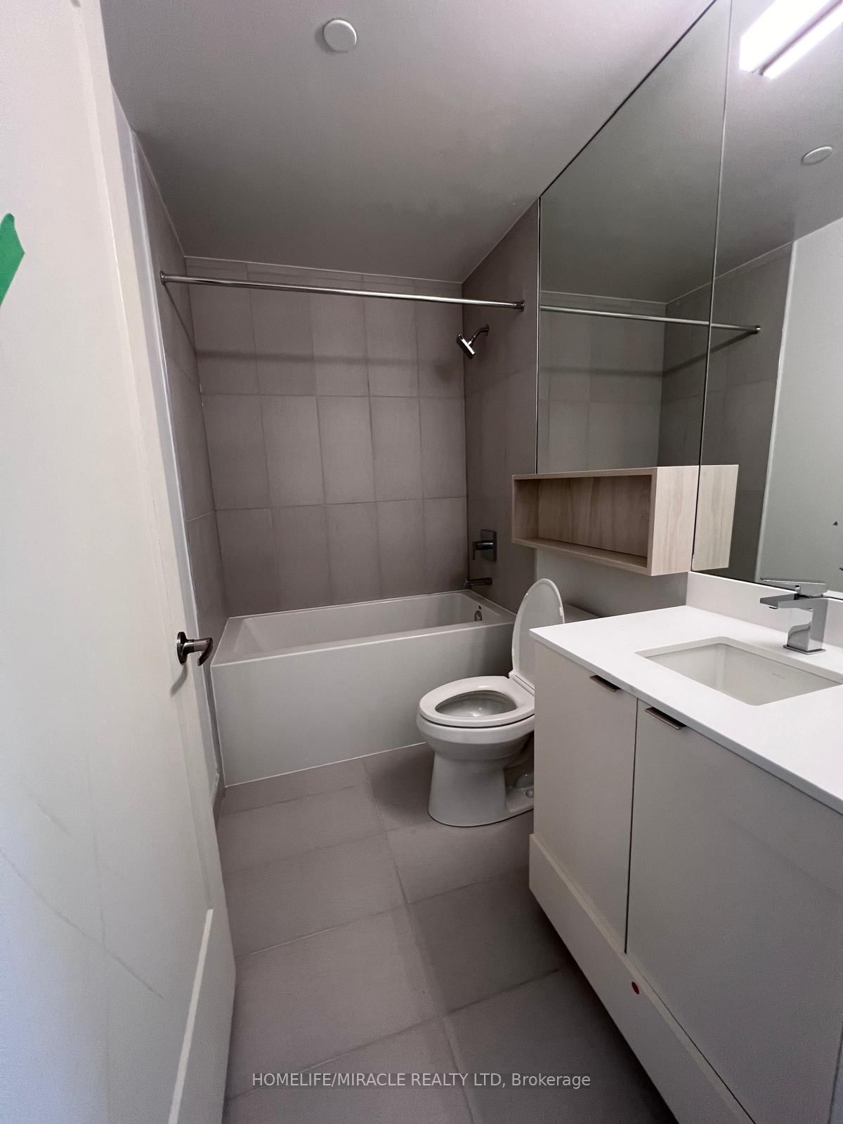 135 LOWER SHERBOURNE Street, Unit 2423 - Photo 6