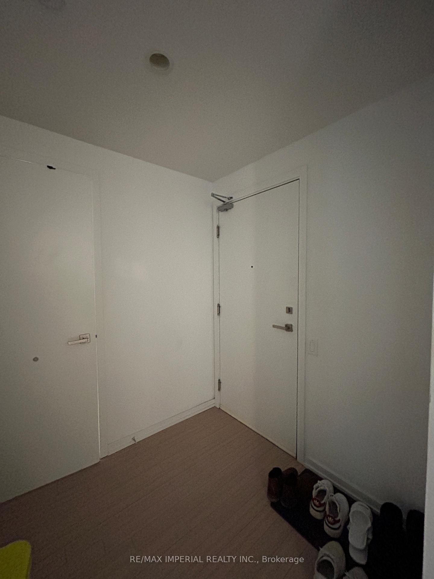 101 Peter Street, Unit 2708
