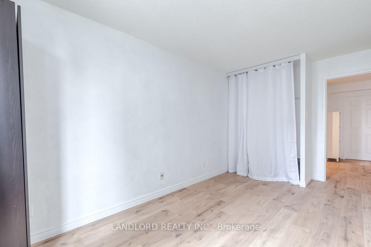 256 Doris Avenue, Unit 801 - Photo 11