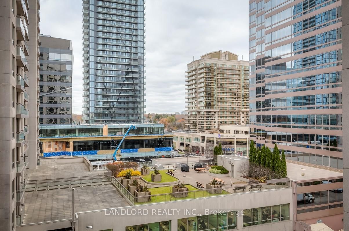 256 Doris Avenue, Unit 801 - Photo 16