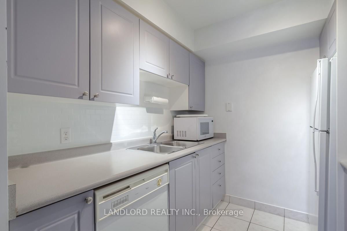 256 Doris Avenue, Unit 801 - Photo 2