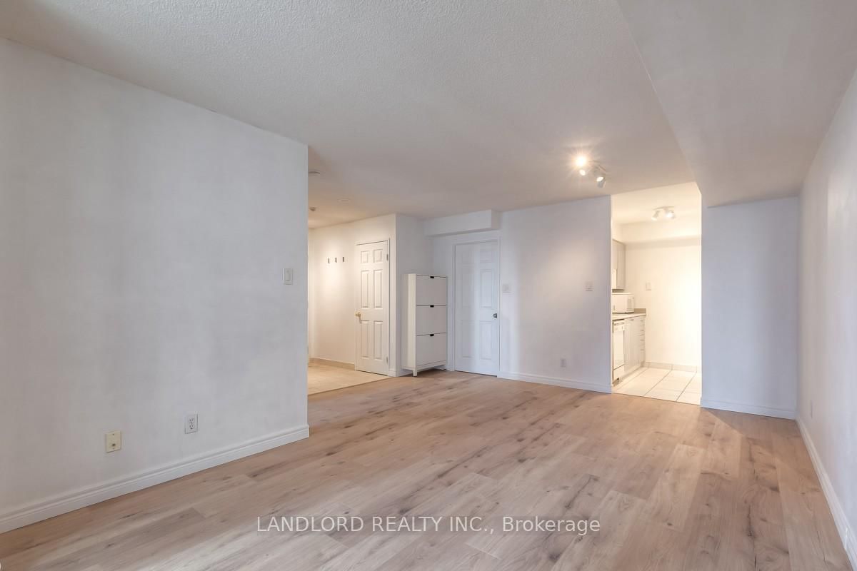 256 Doris Avenue, Unit 801 - Photo 4