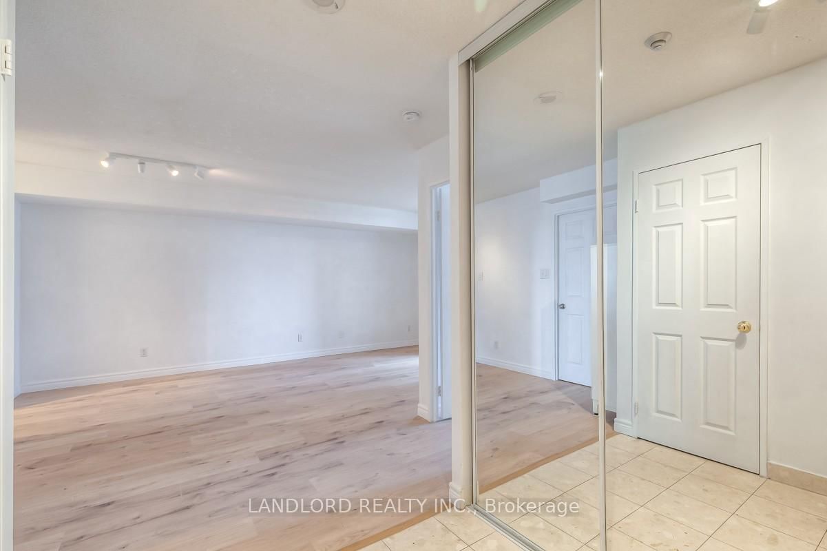 256 Doris Avenue, Unit 801 - Photo 6
