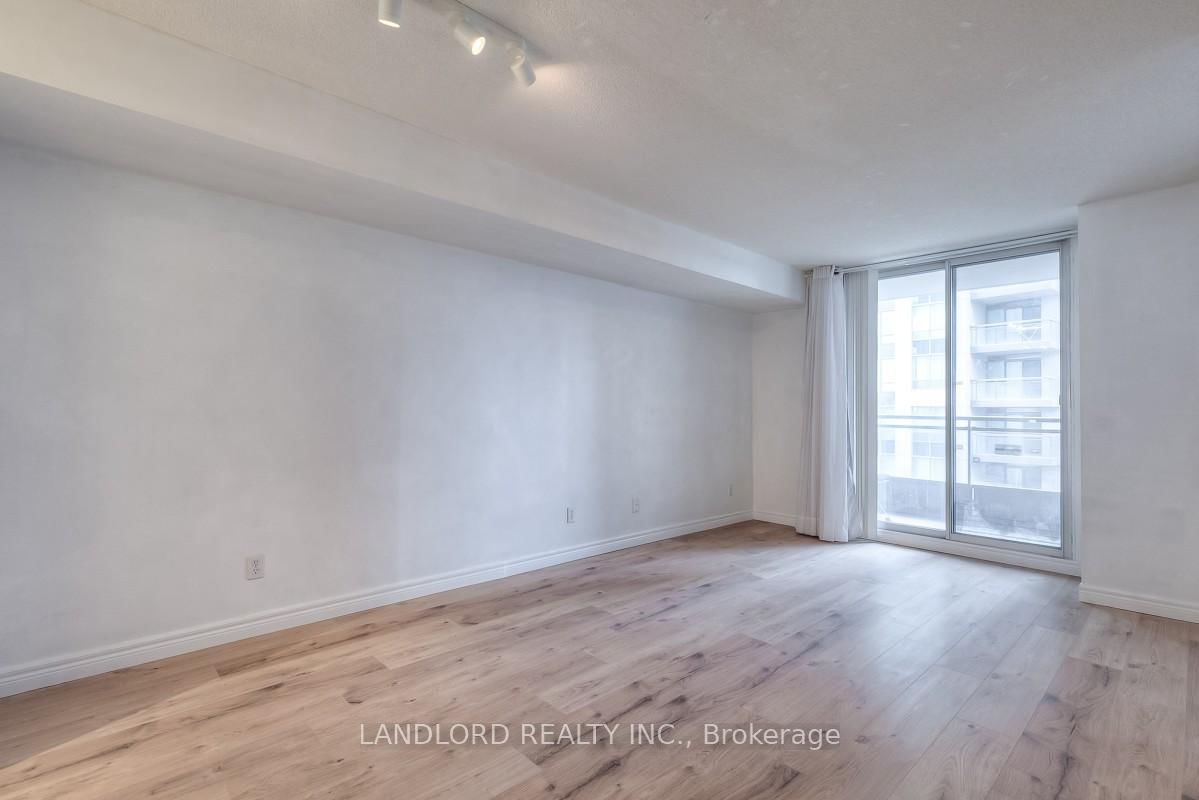 256 Doris Avenue, Unit 801 - Photo 7