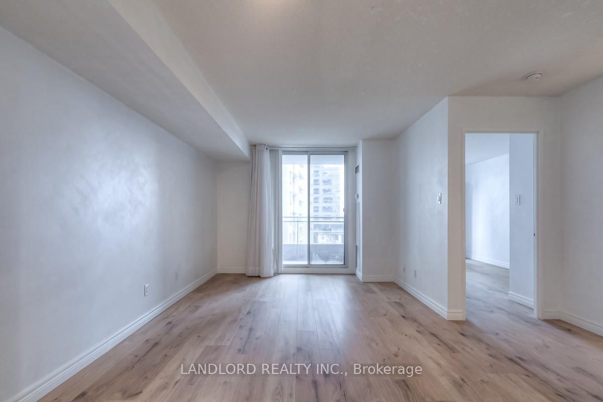 256 Doris Avenue, Unit 801 - Photo 8