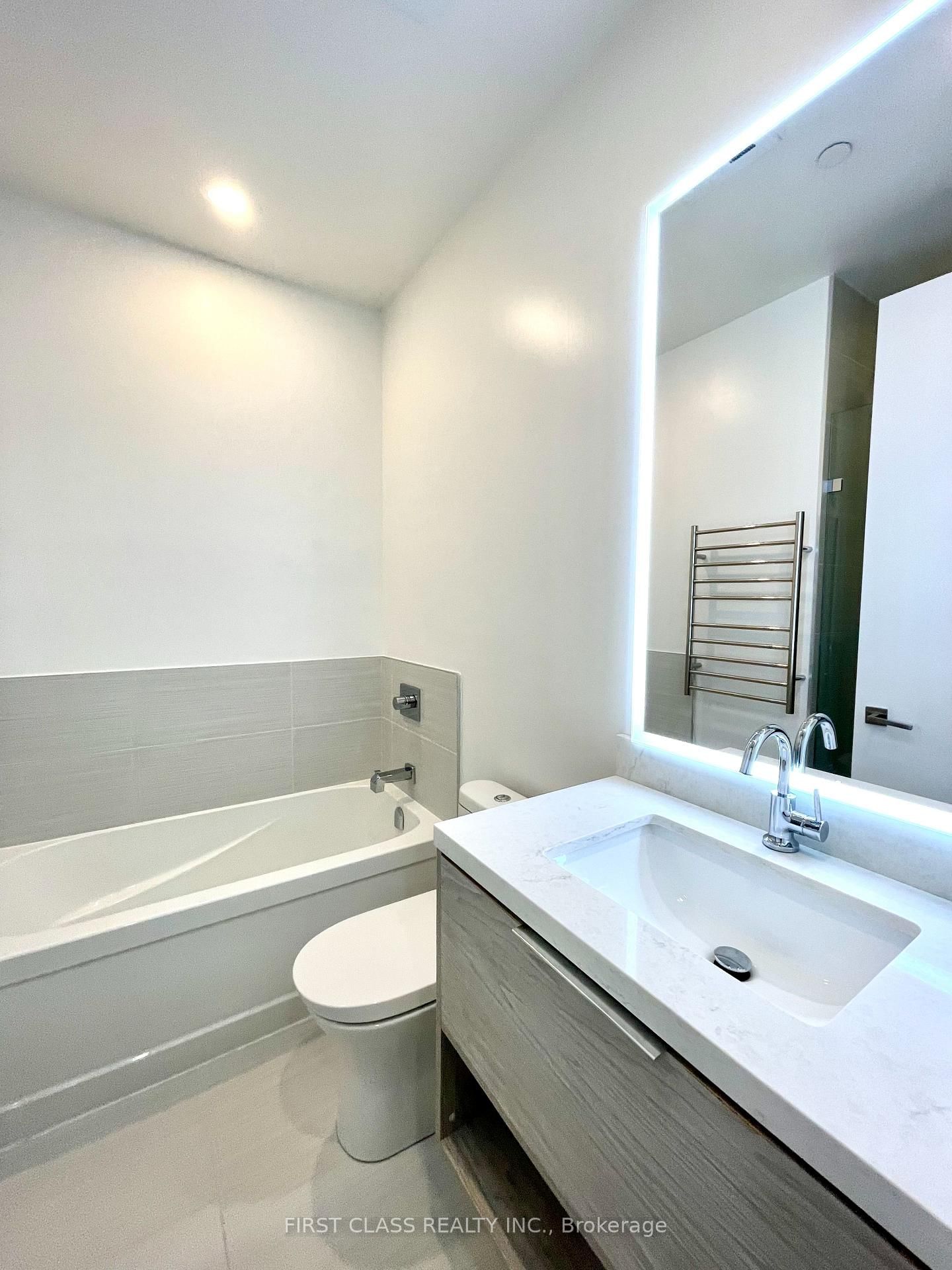 111 St Clair Avenue W, Unit 1505 - Photo 24