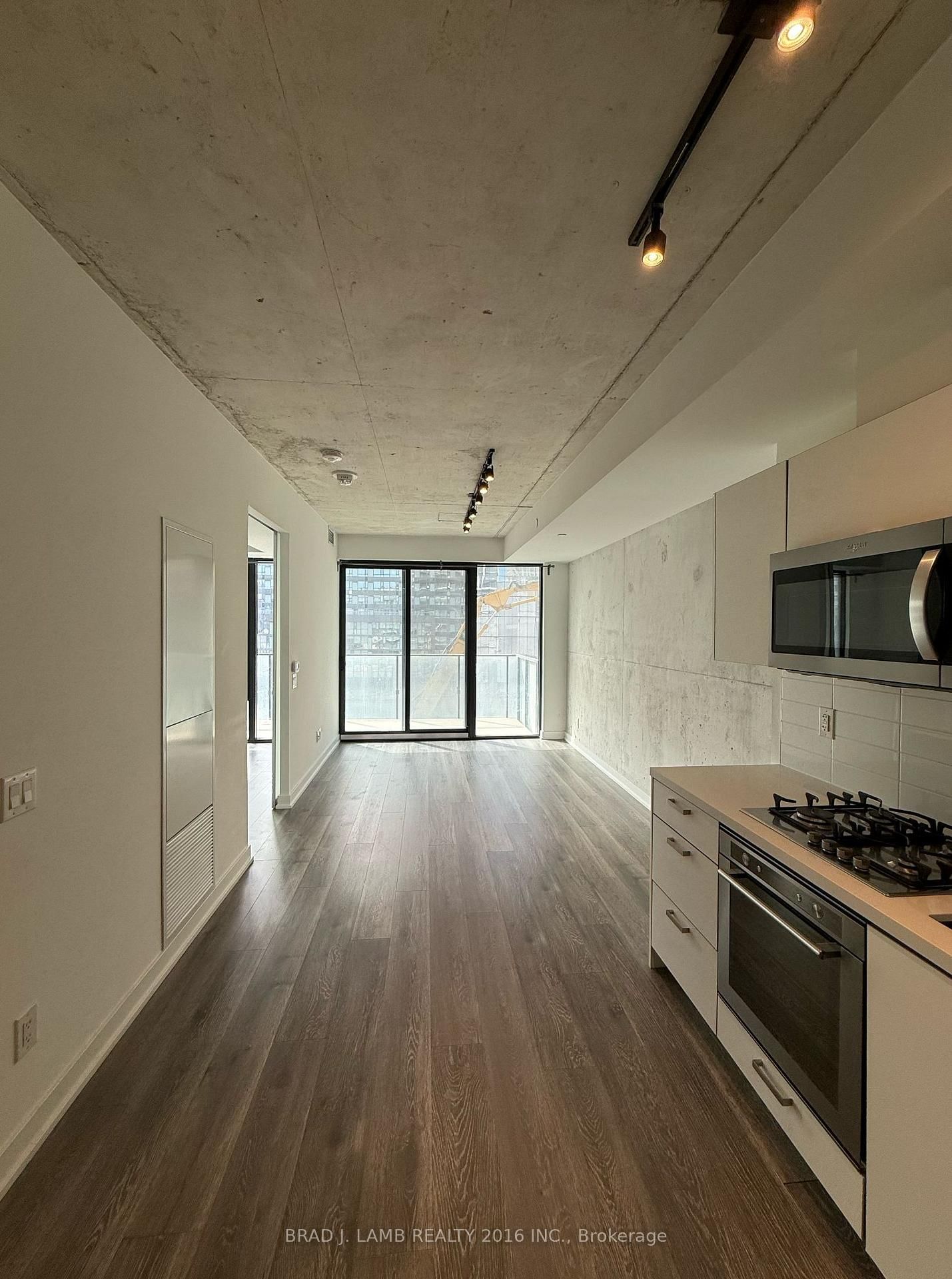 55 Ontario Street, Unit 507 - Photo 2