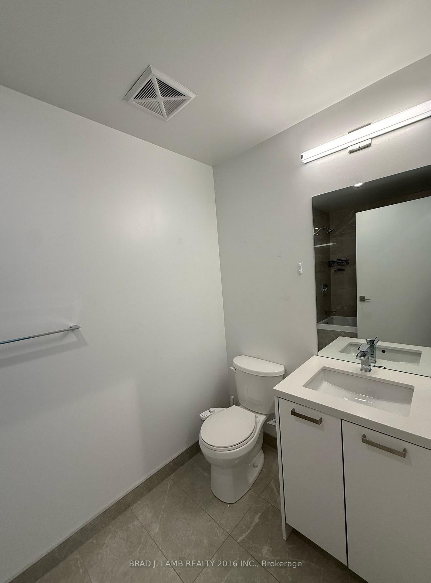 55 Ontario Street, Unit 507 - Photo 5