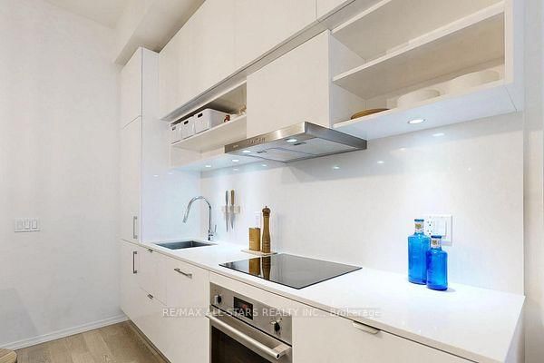 5 Soudan Avenue, Unit 1508 - Photo 8
