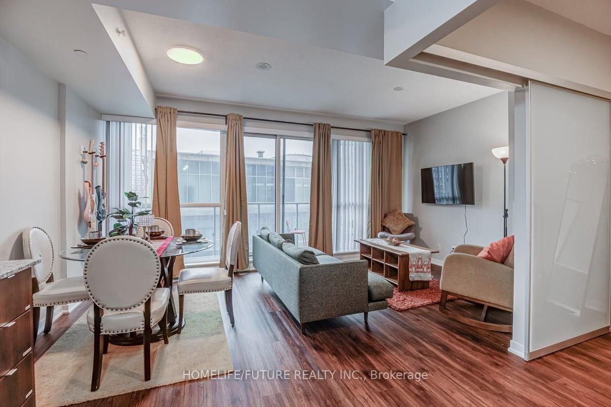 150 East Liberty Street, Unit 1605 - Photo 11