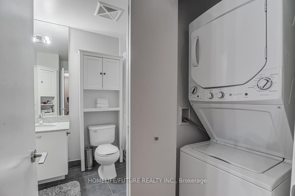 150 East Liberty Street, Unit 1605 - Photo 19