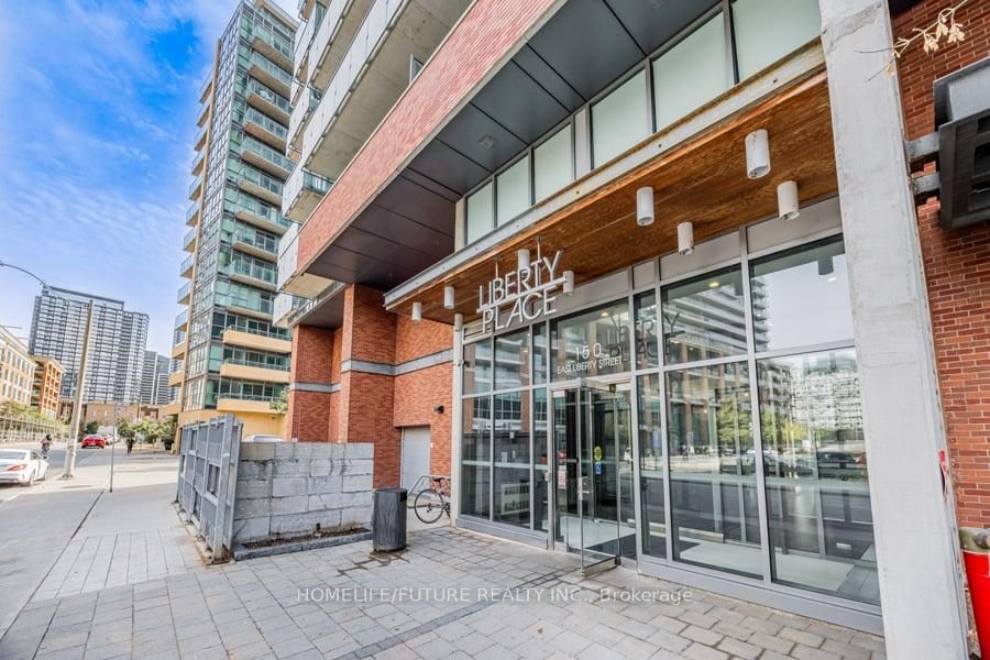 150 East Liberty Street, Unit 1605 - Photo 2