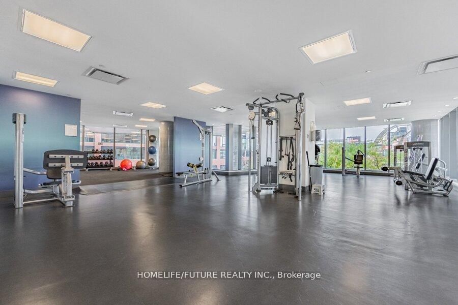 150 East Liberty Street, Unit 1605 - Photo 26