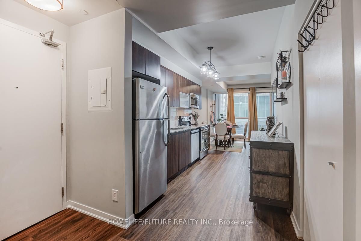 150 East Liberty Street, Unit 1605 - Photo 5