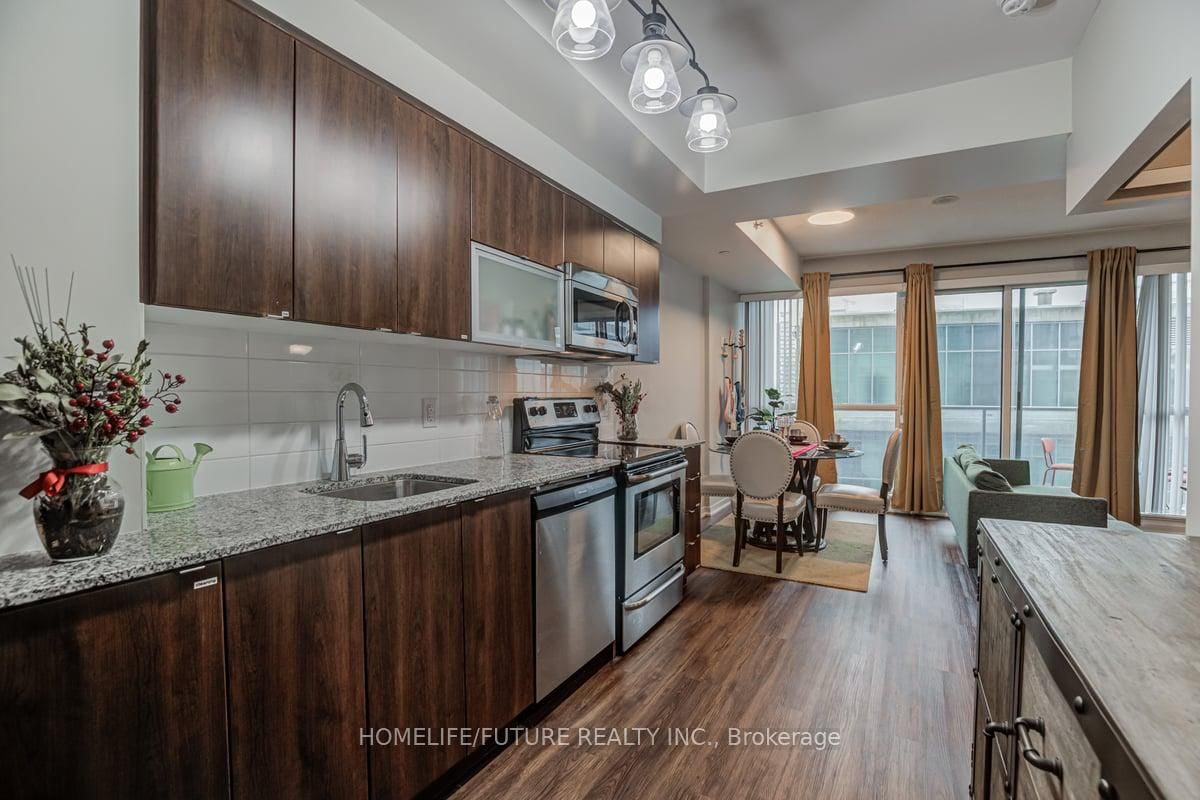 150 East Liberty Street, Unit 1605 - Photo 6