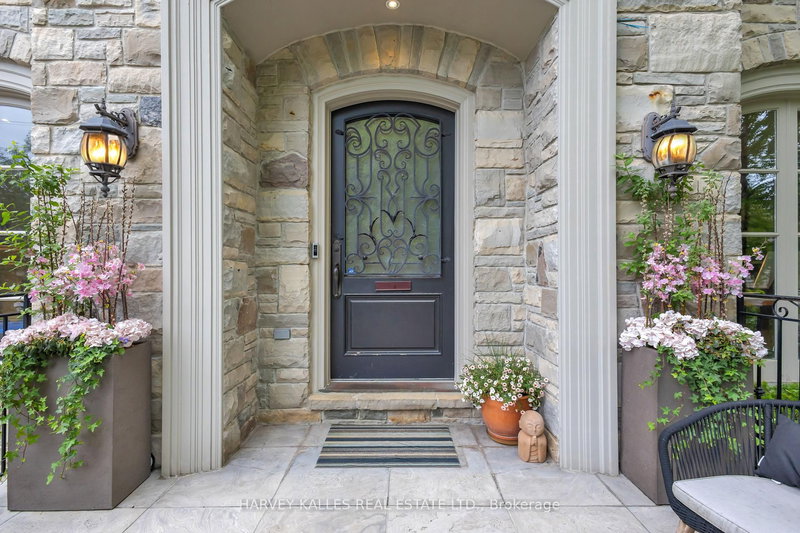 62 Glengowan Rd, Toronto, M4N 1G4 | Image 3
