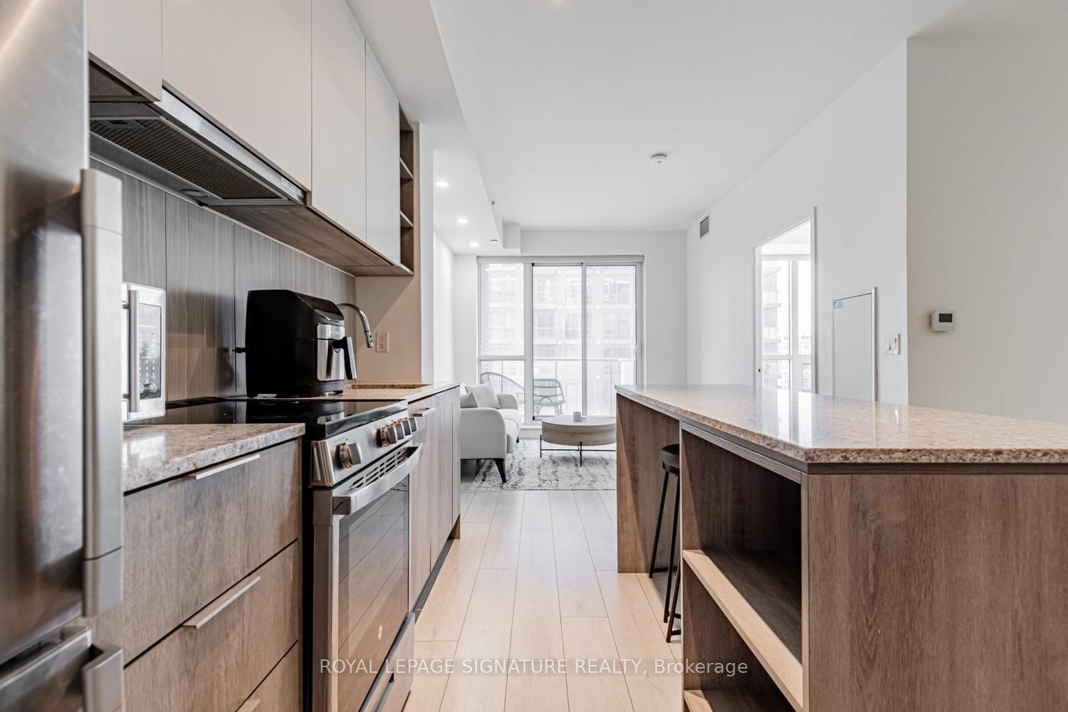 31 Tippett Road, Unit 1208 - Photo 11