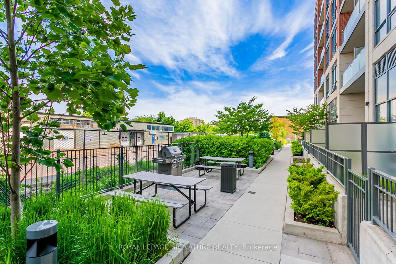 31 Tippett Road, Unit 1208 - Photo 29