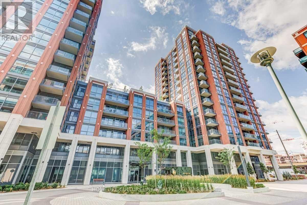 31 Tippett Road, Unit 1402