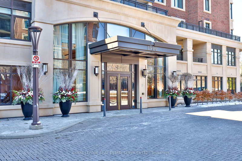 225 - 1900 Bayview Ave, Toronto, M4G 0A6 | Image 2
