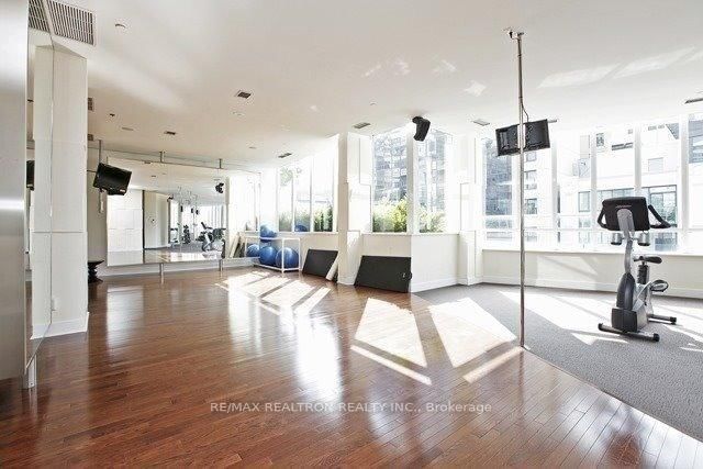 250 Wellington Street W, Unit 1444 - Photo 18