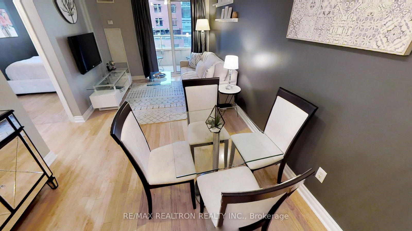 250 Wellington Street W, Unit 1444 - Photo 8