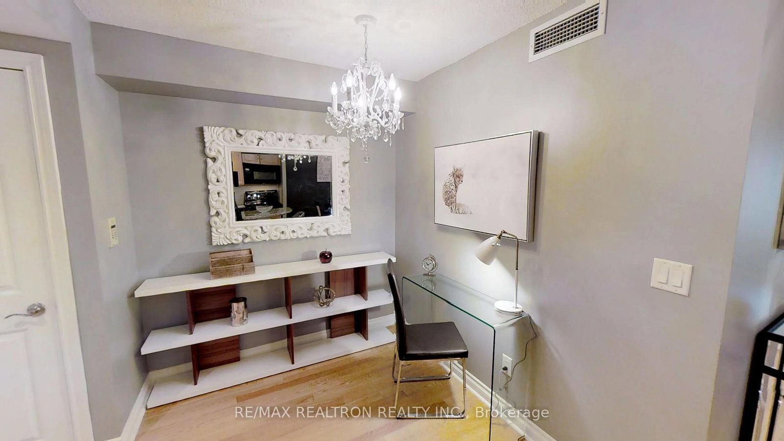 250 Wellington Street W, Unit 1444 - Photo 9