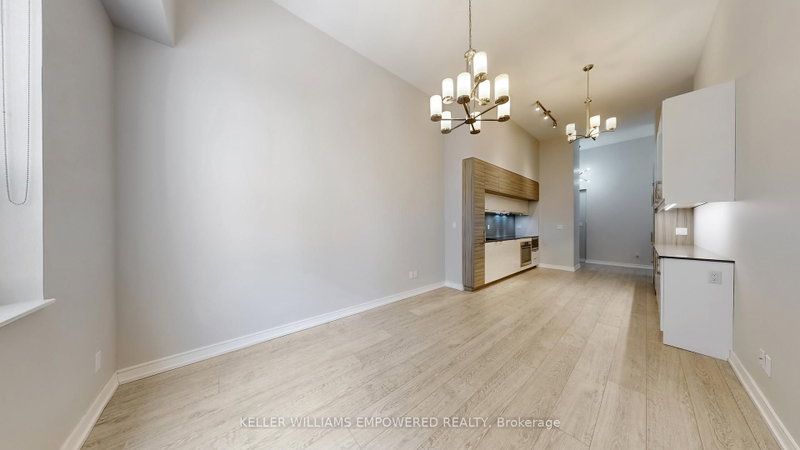 307 - 88 Scott Street