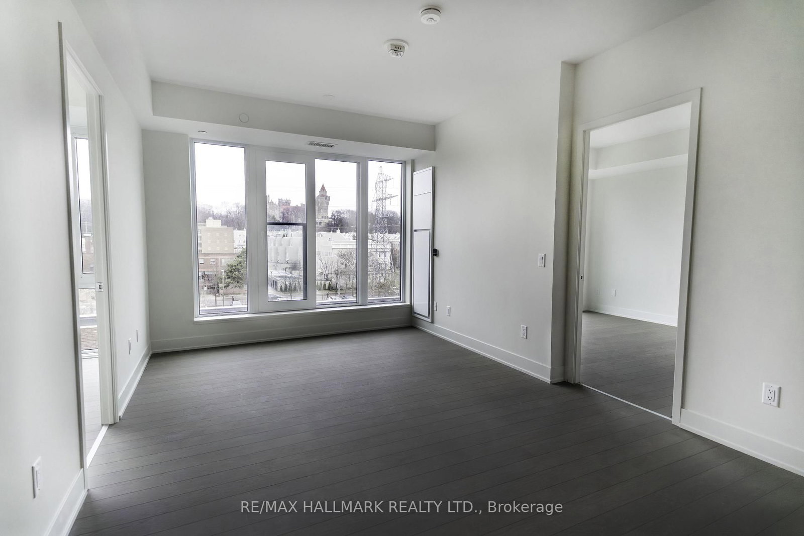 322 Dupont Street, Unit 512 - Photo 14