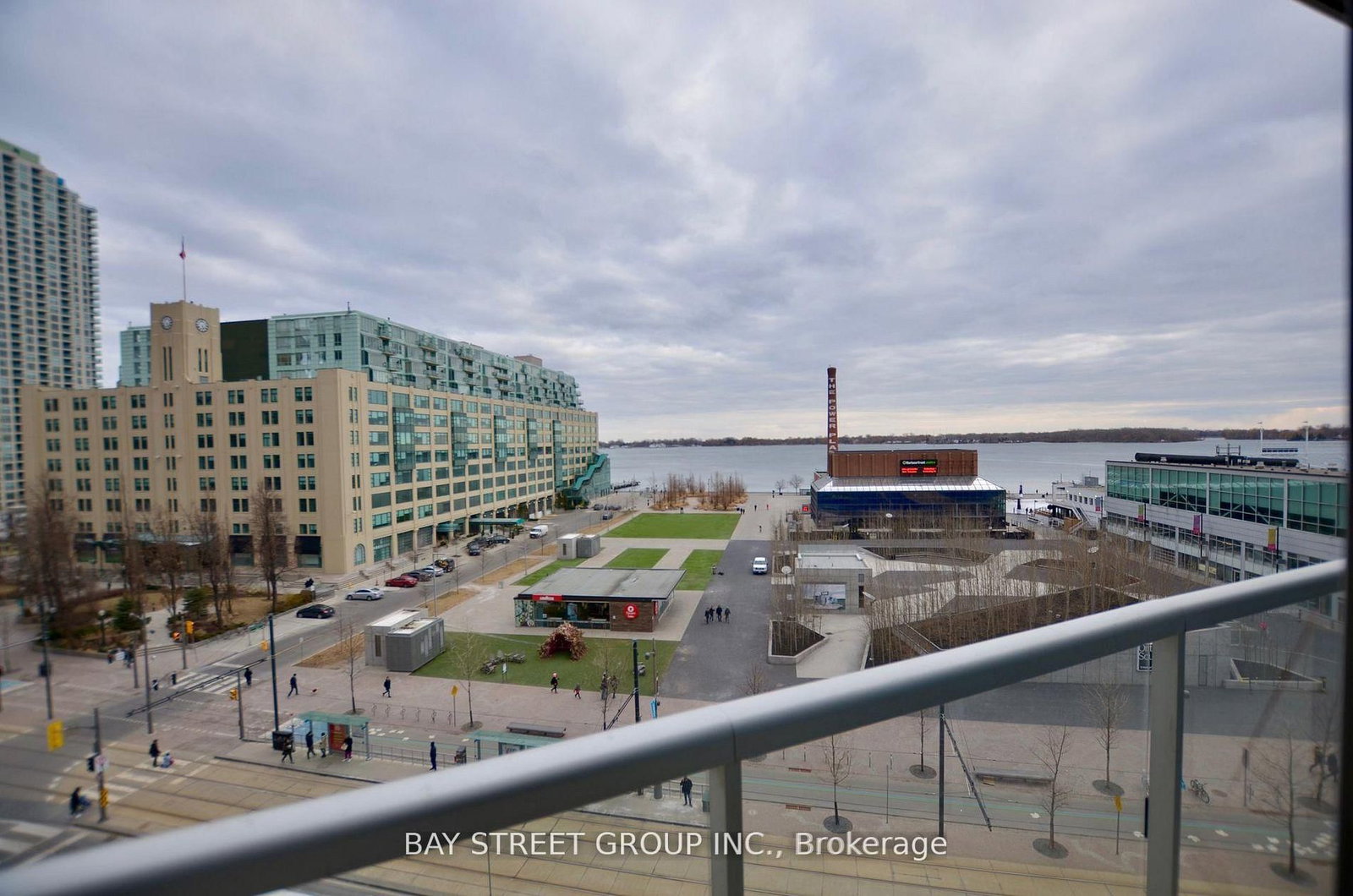 218 Queens Quay W, Unit 604 - Photo 22