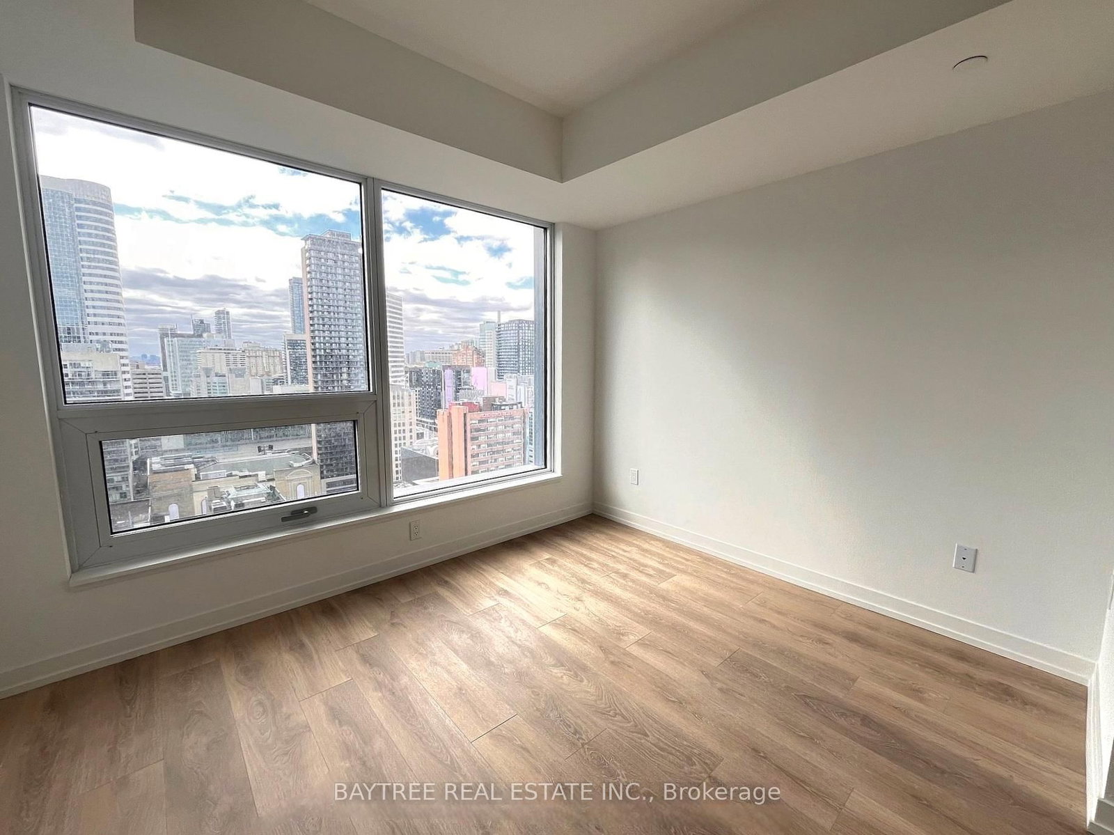 82 Dalhousie Street, Unit 2711 - Photo 5