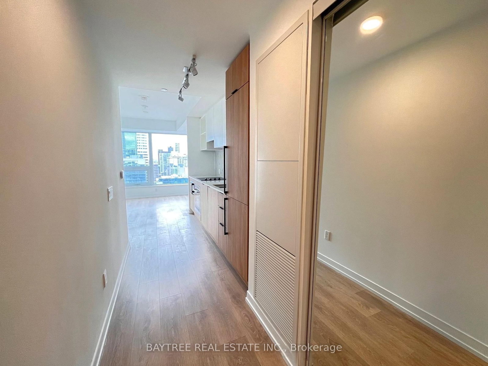 82 Dalhousie Street, Unit 2711 - Photo 7
