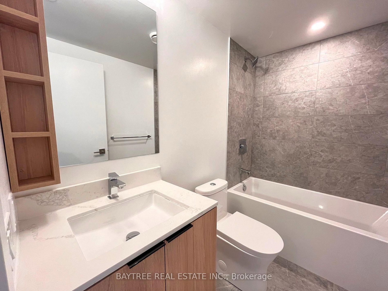 82 Dalhousie Street, Unit 2711 - Photo 8
