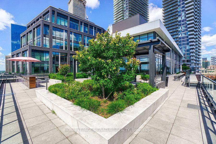 130 Queens Quay E, Unit 506 - Photo 18