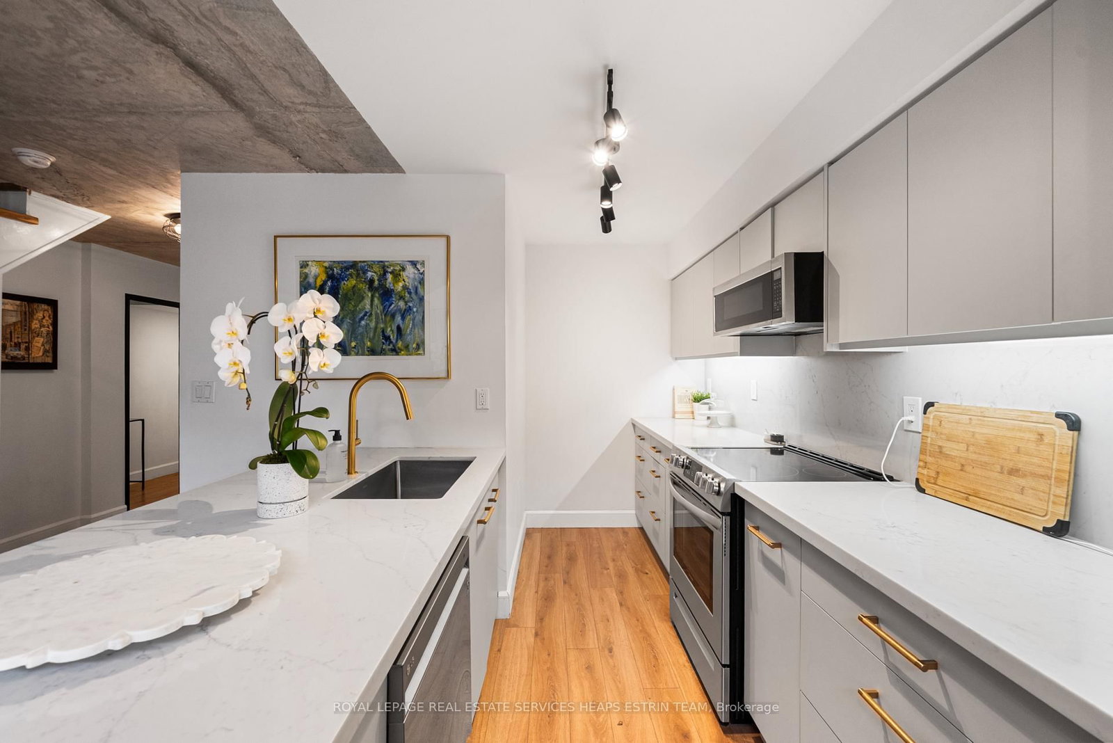 119 Merton Street, Unit 216 - Photo 10